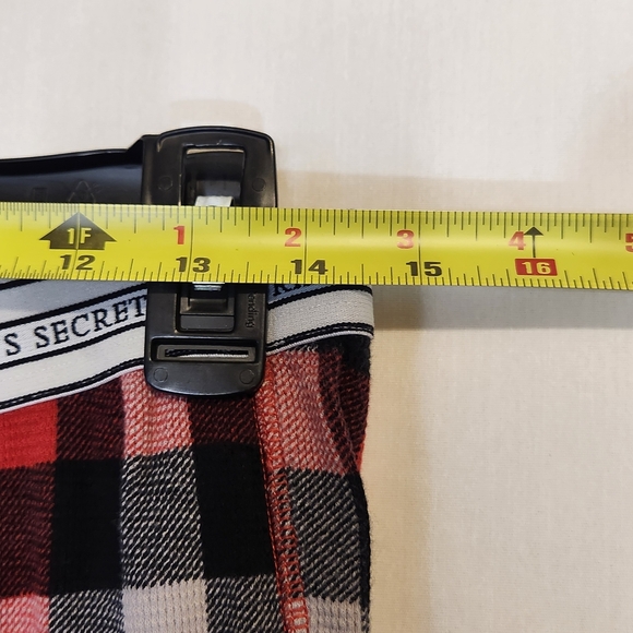 Victoria's Secret Womens Med. Red and Black Plaid Pajama Pants Jogger Style - Picture 6 of 8